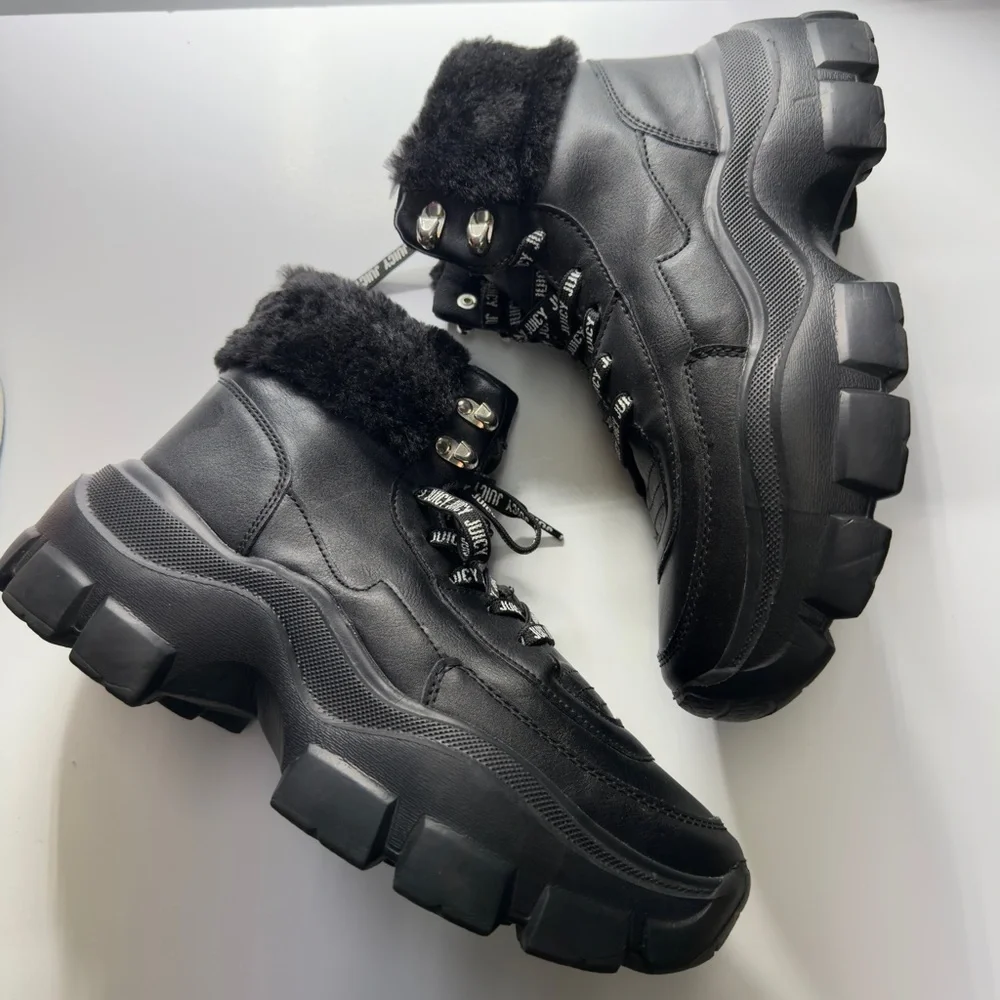Juicy Couture Emmie Black Faux Fur Chunky Platform Sneaker Boots 9.5